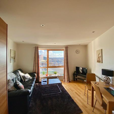 Leeds Dock Apartment Bagian luar foto